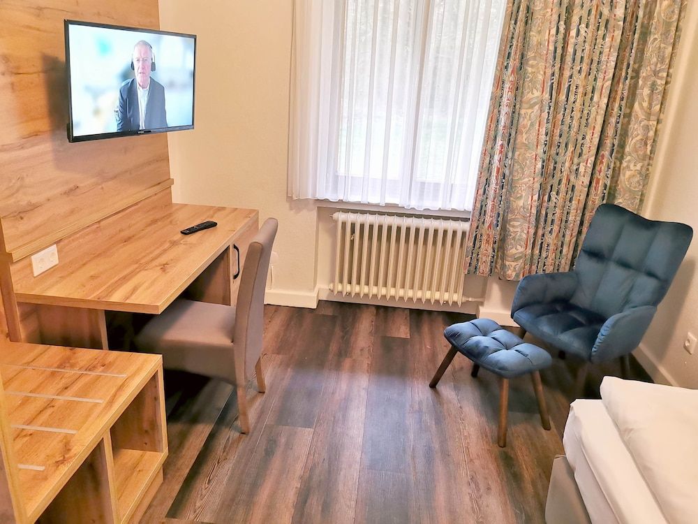 Heidehotel Soltauer Hof Standard Single Room 7