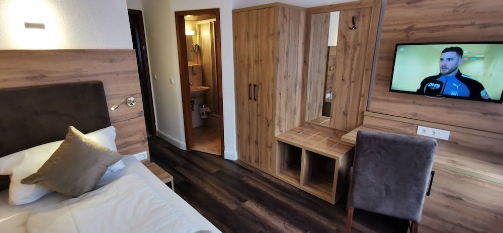 Heidehotel Soltauer Hof Business Single Room 4