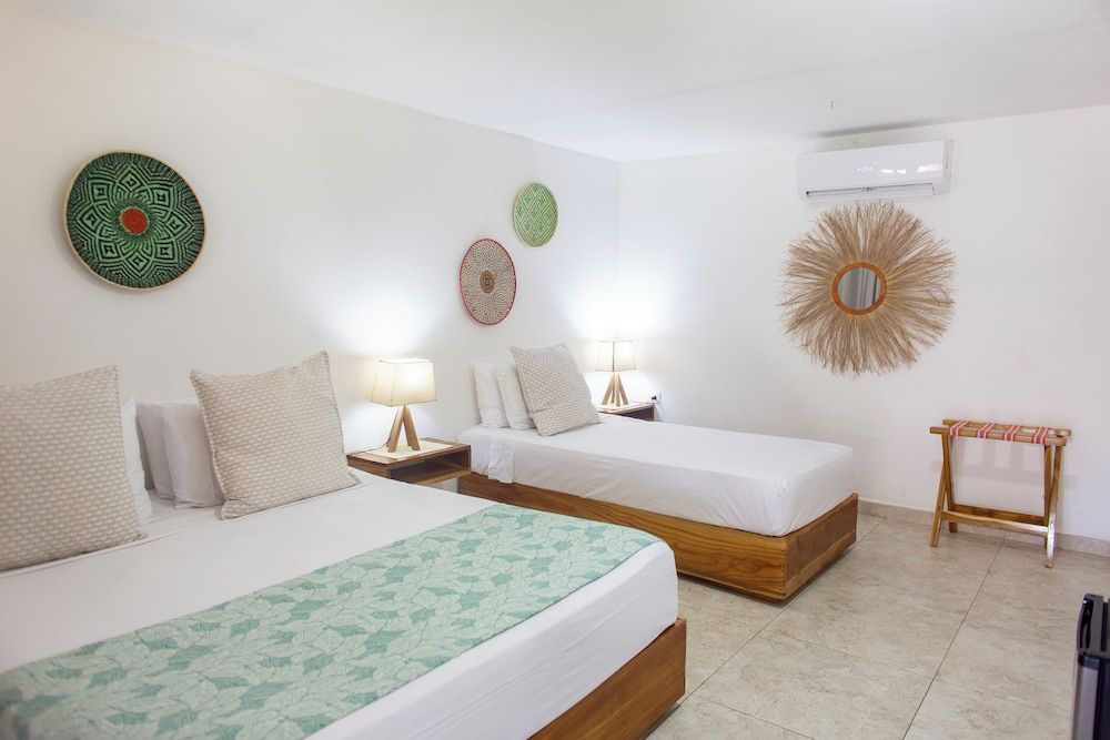 Hotel Isla del Sol Standard Bungalow, Garden View 5