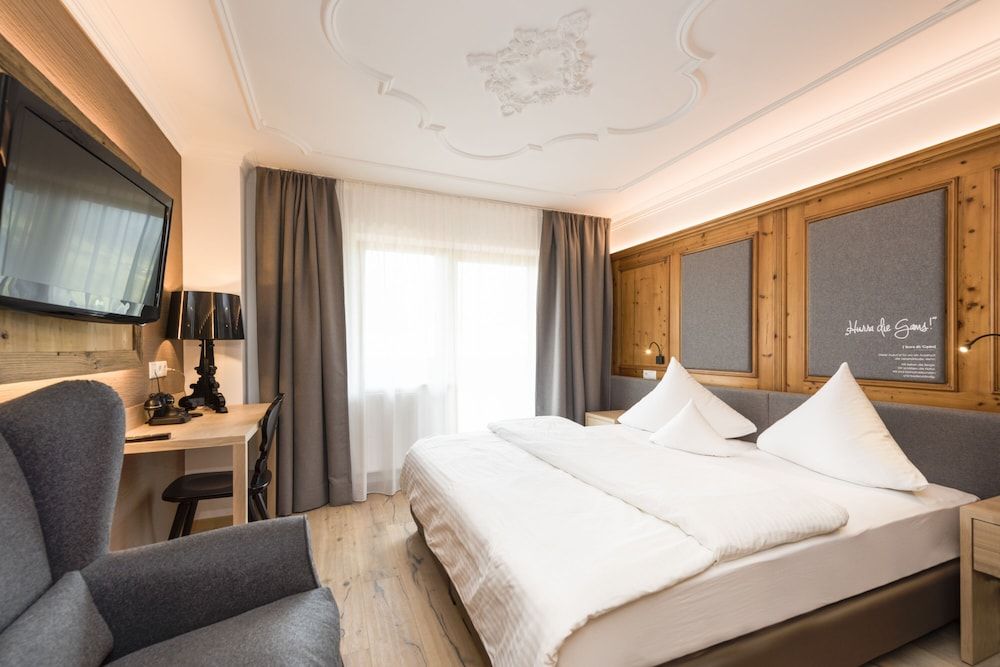 Hotel Stubaierhof Deluxe Double Room (Goldstuttn)