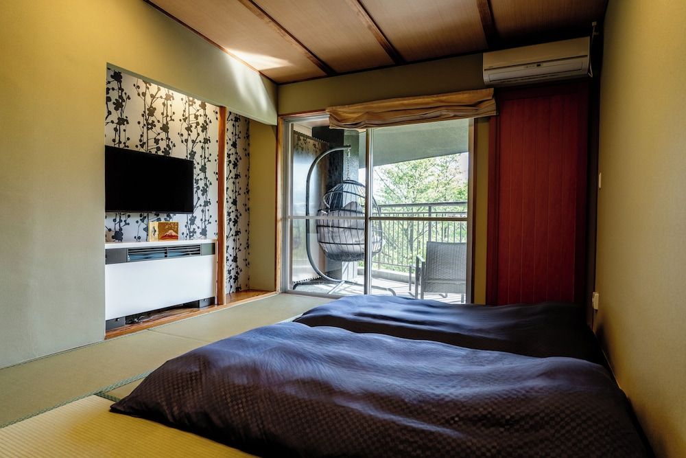 Traditional Room, Multiple Beds, Non Smoking, Garden View
