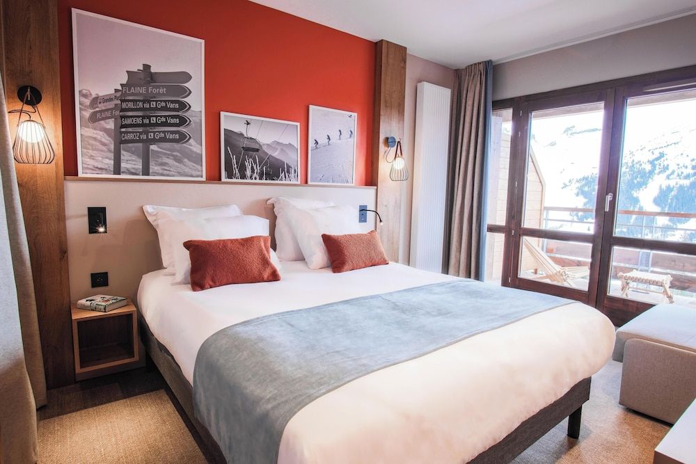 Premium Triple Room, Balcony, Mountain View
