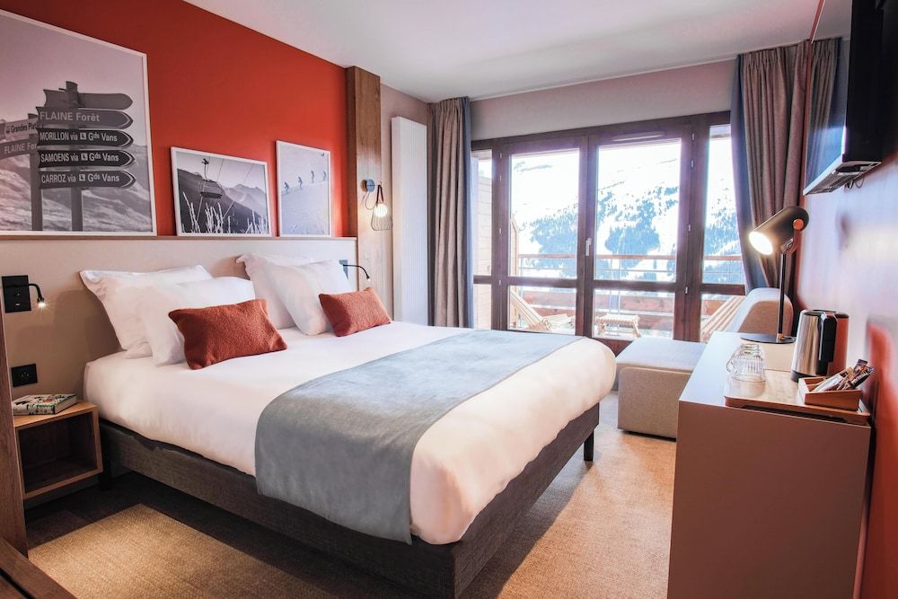 Premium Triple Room, Balcony, Mountain View