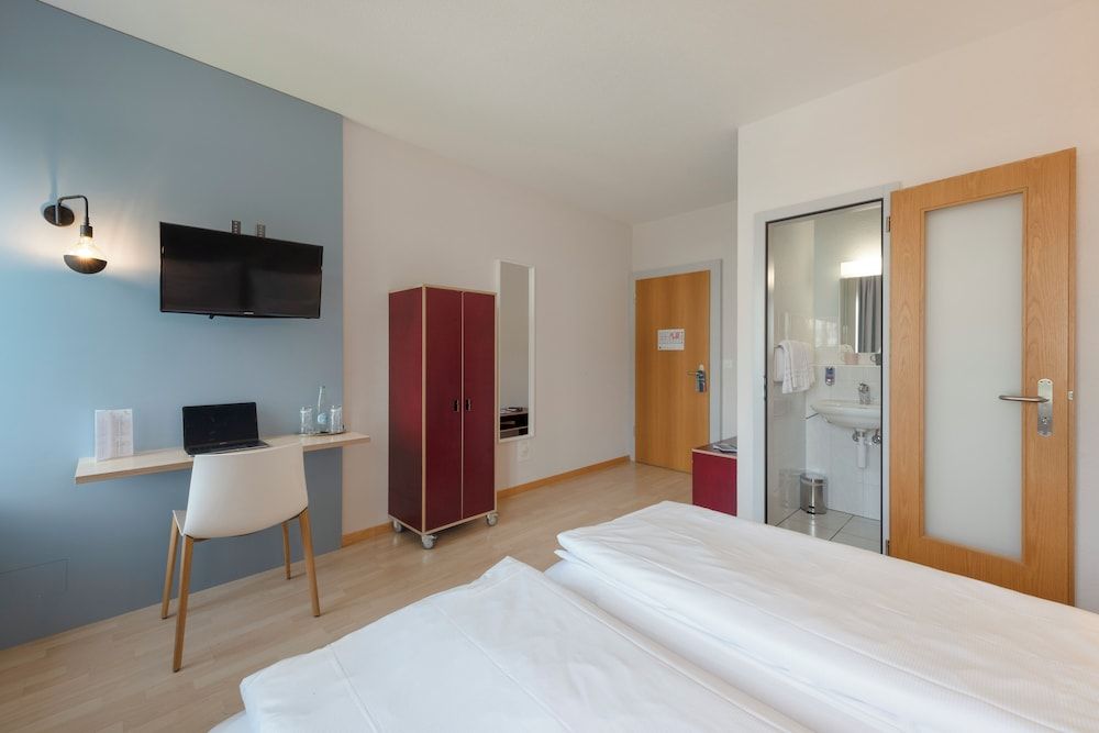 Hotel Bären Self Check-in Double Room, Mountain View 8