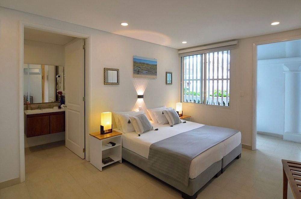 Superior Double or Twin Room, Pool View