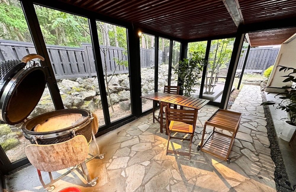 Hanz Outdoor Villa C