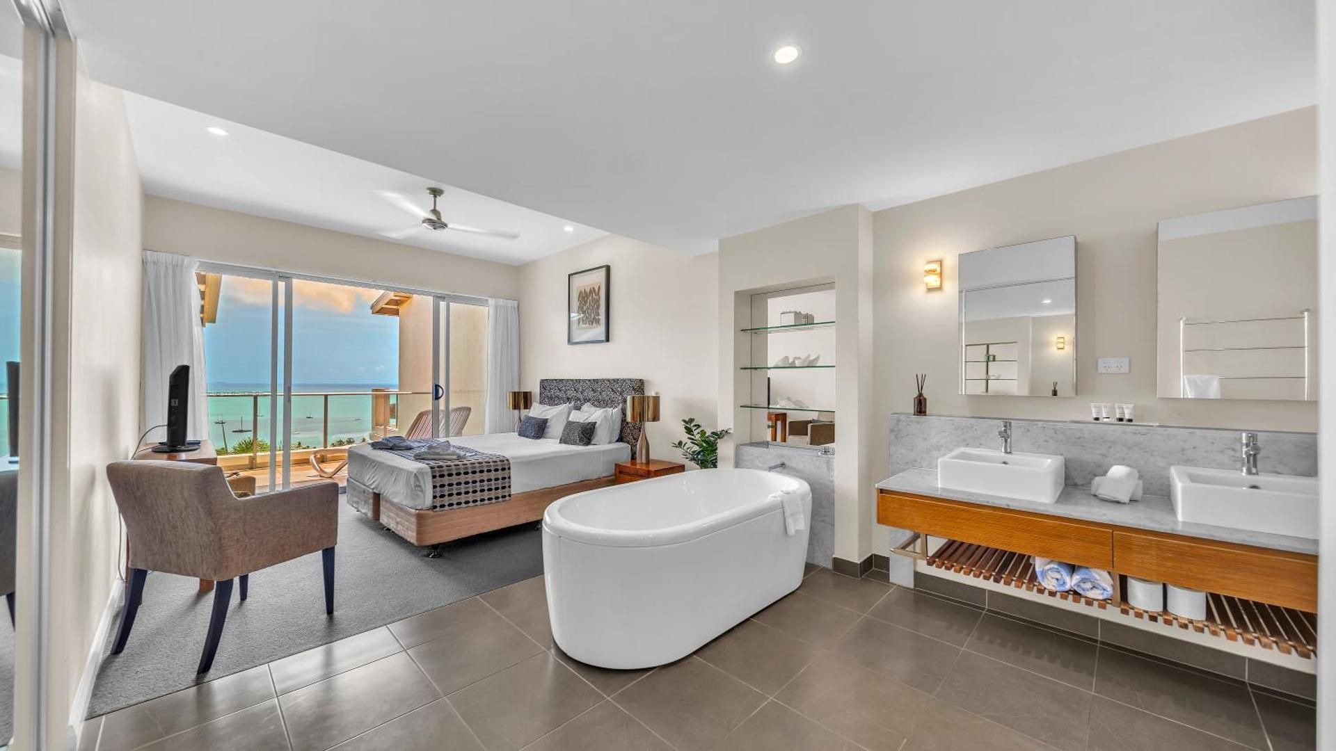 One-Bedroom Apartment With Ocean View