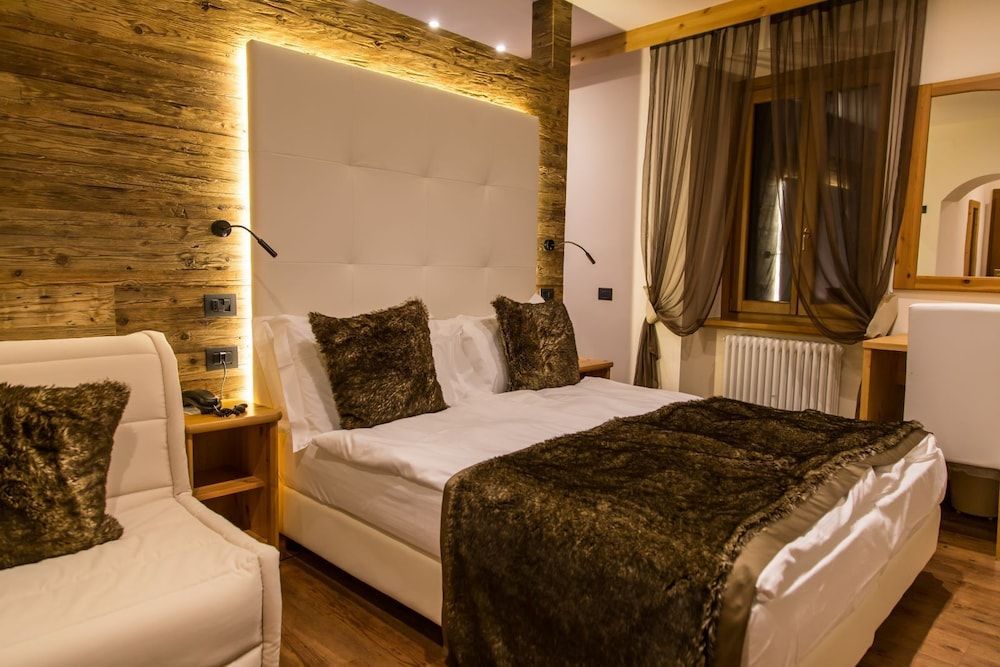 Mountain Room