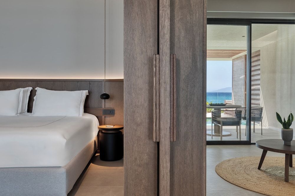 Executive Suite, Private Pool, Beachfront