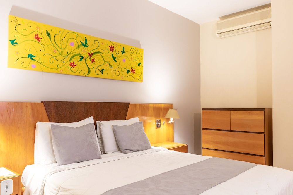 Dexter Hotel Standard Twin Room 2