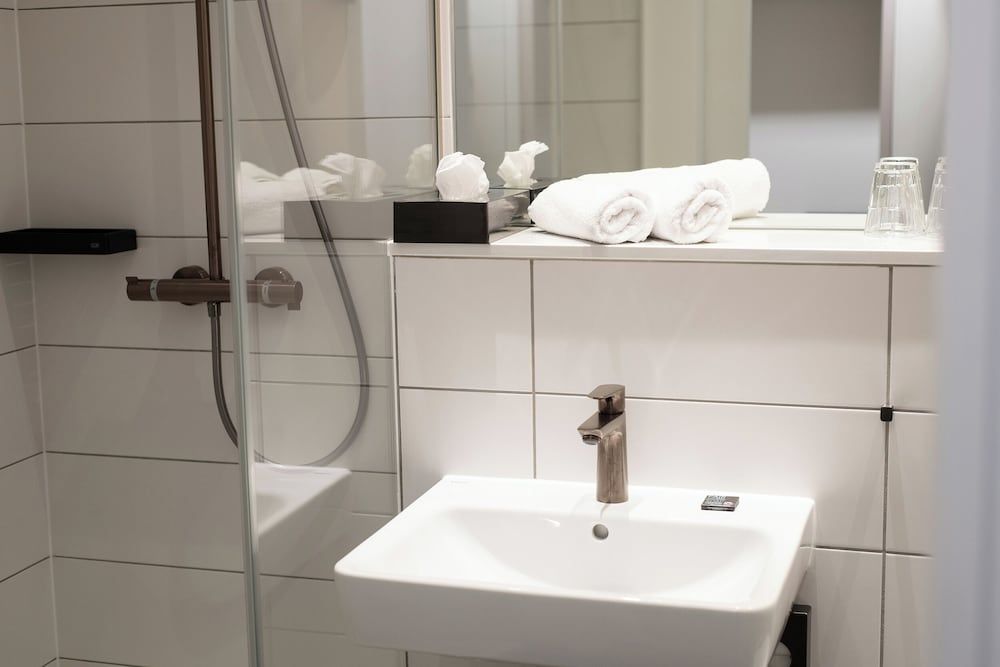 Hanse House Wismar Business Single Room 2