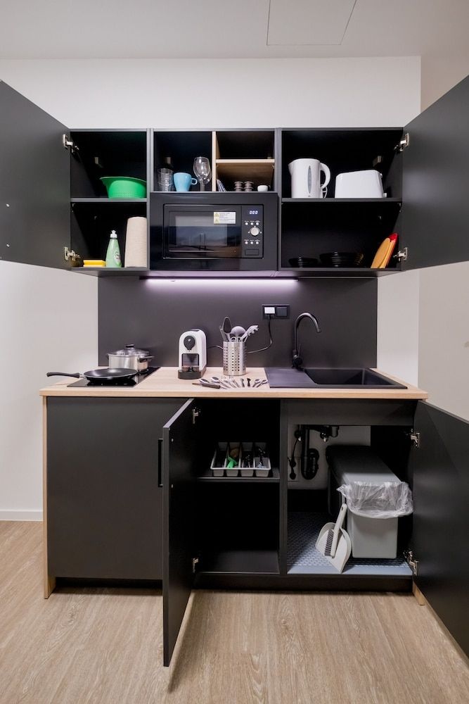 Jade&Jabo Comfort Apartment, Private Bathroom (Twin-Bed Room) 2