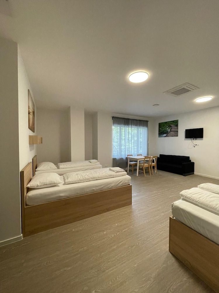 Jade&Jabo Premium Apartment, Accessible, Private Bathroom