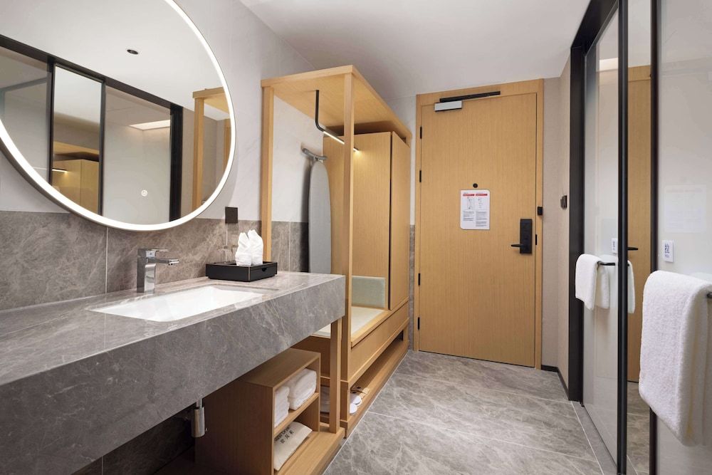Room, 1 King Bed