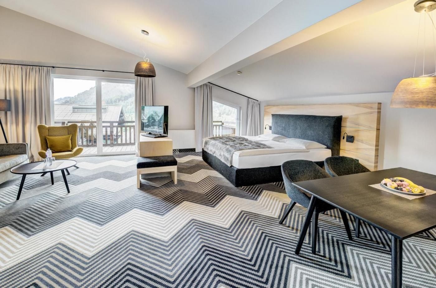 Junior Suite with Balcony