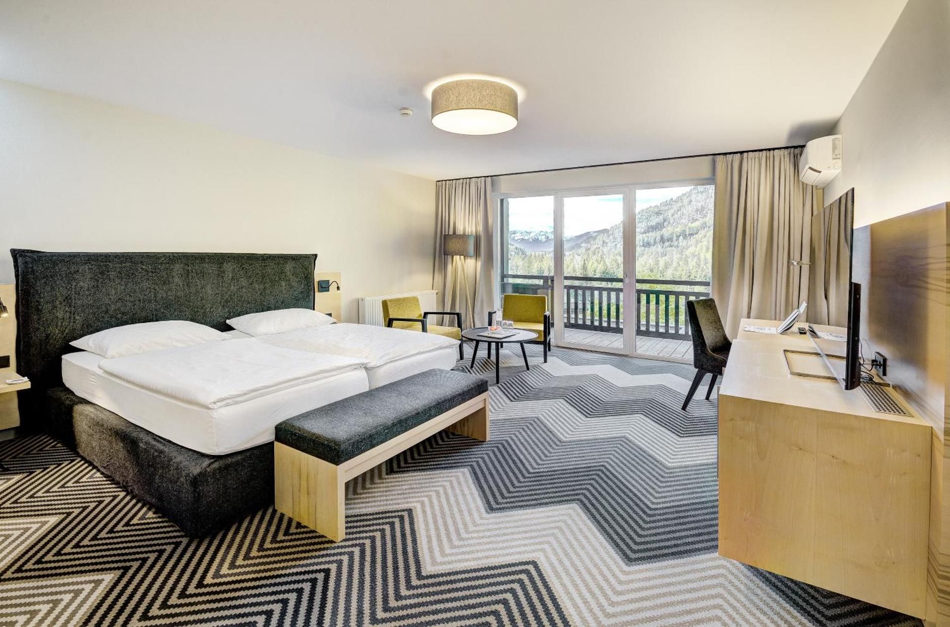 Doppelzimmer X-Large with Balcony