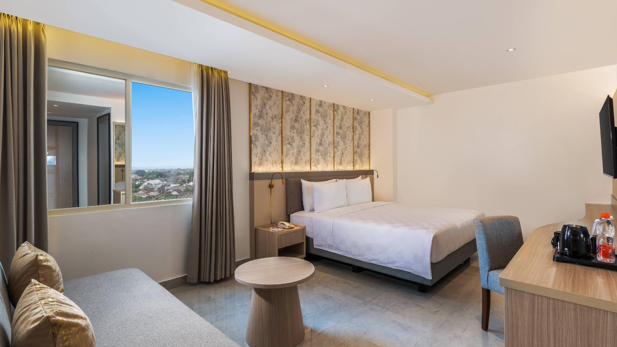Express Super Queen Room