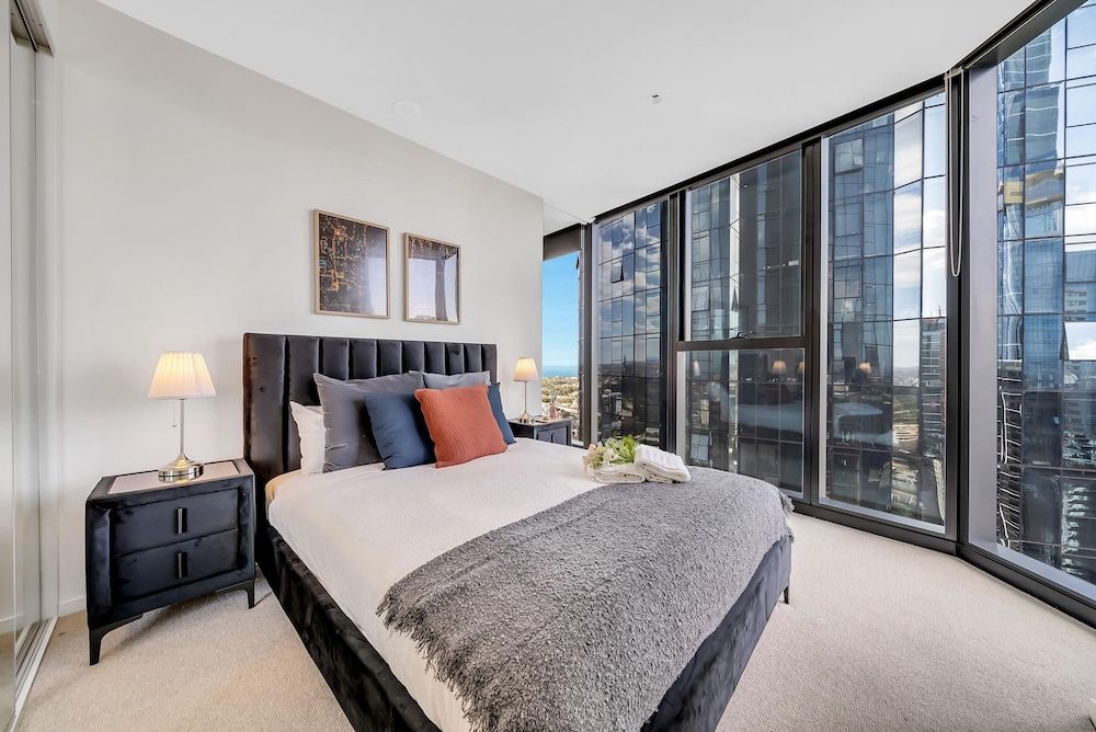 1 Bedroom 1 Bathroom Premier Apartment