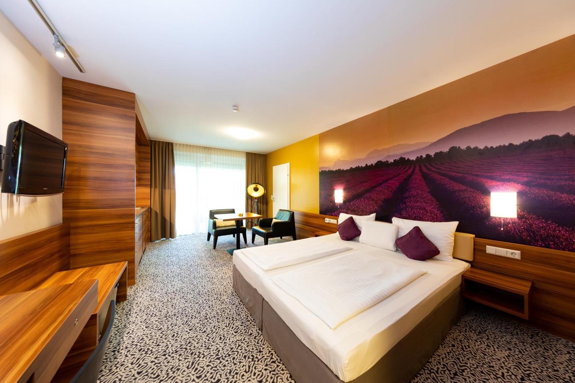 Superior Studio - Adjoining Building