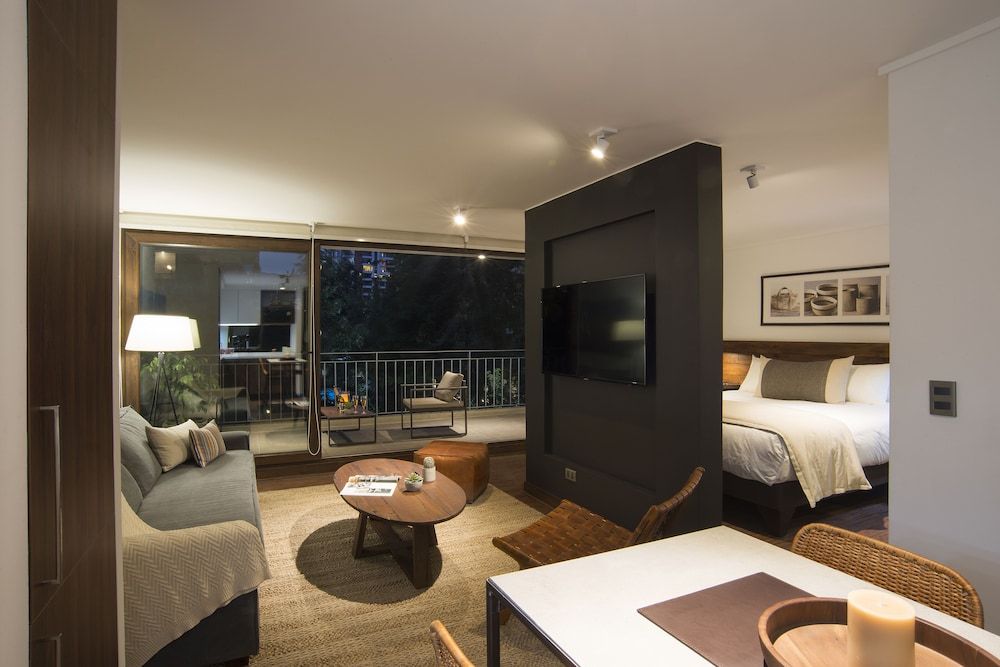 Suite, 1 King Bed, Terrace
