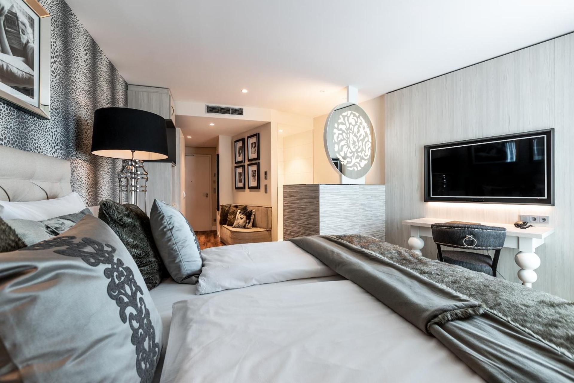 BLOCK Hotel & Living Comfort Double Room 