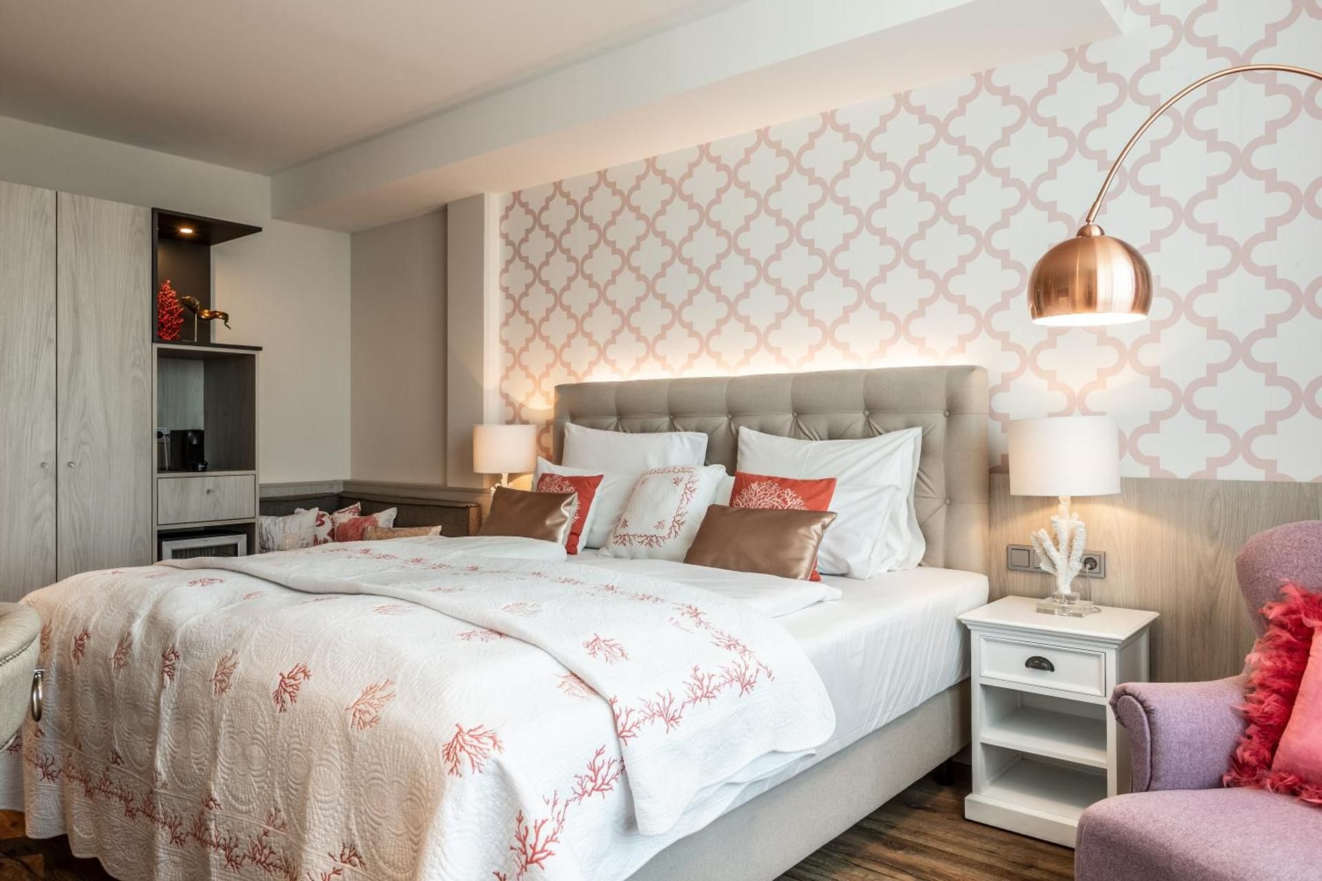 Two Connecting Comfort Plus Double Rooms (6 People)