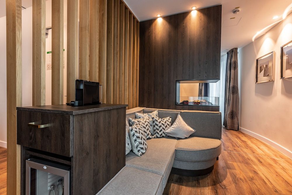 BLOCK Hotel & Living Junior Suite 5