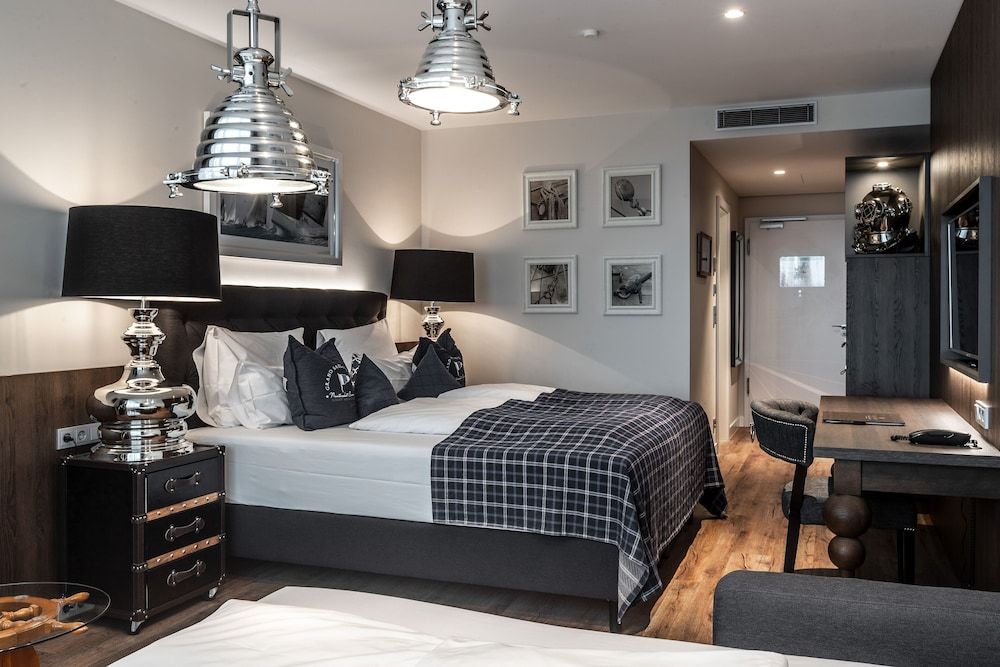 BLOCK Hotel & Living Comfort Room, 1 King Bed