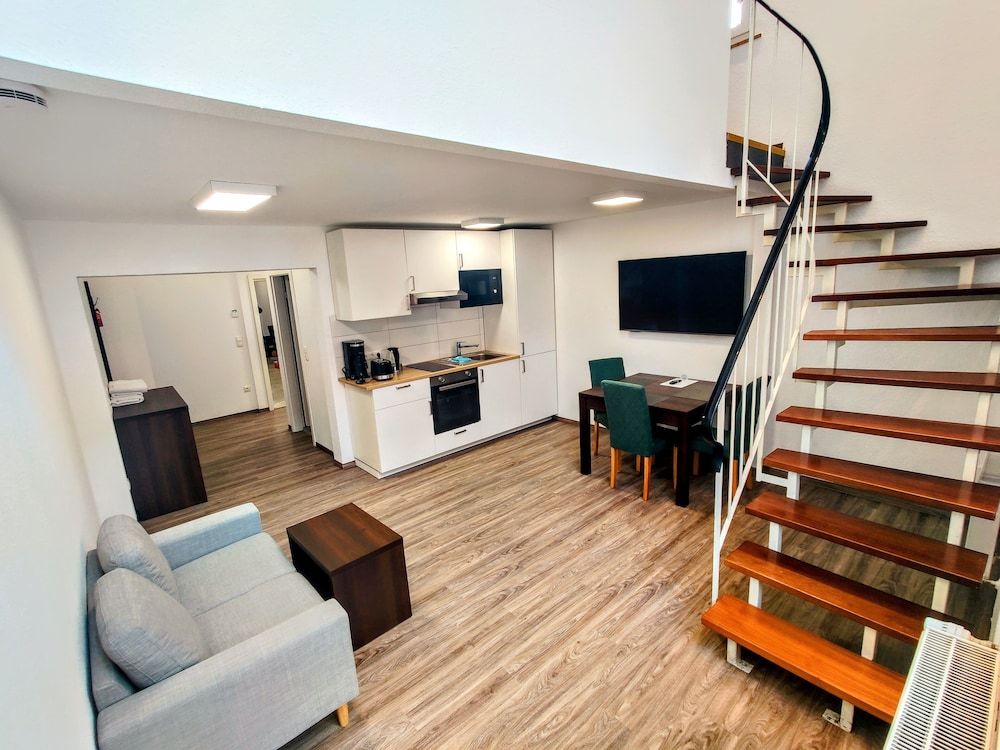 Boardinghouse - Stadtvilla Budget Classic Triple Room 5