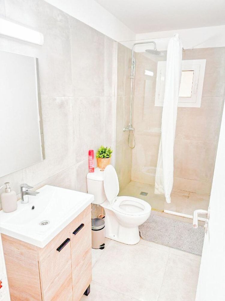 Cisne by Nest Hostel Deluxe Room, 1 Double Bed, Ensuite 3