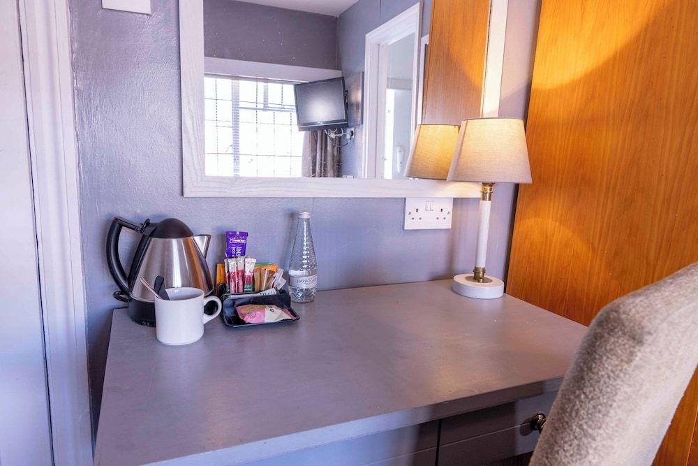 Cromwell Lodge Hotel by Greene King Inns Single Room 12