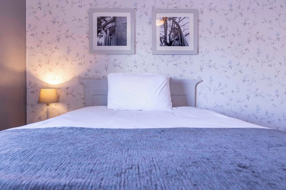 Cromwell Lodge Hotel by Greene King Inns Single Room 7