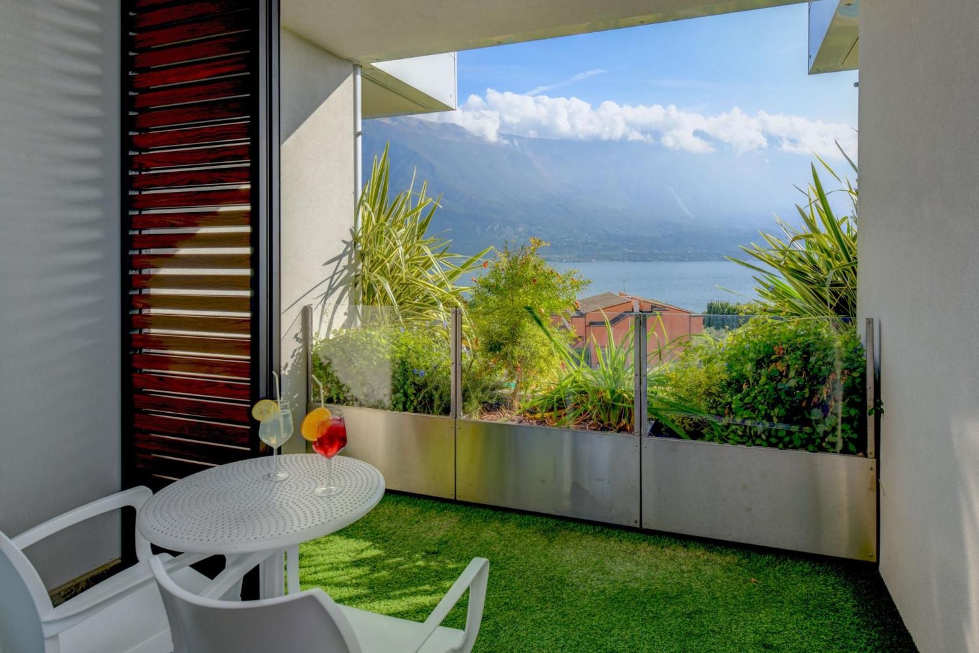 Comfort Twin Room With Lake View