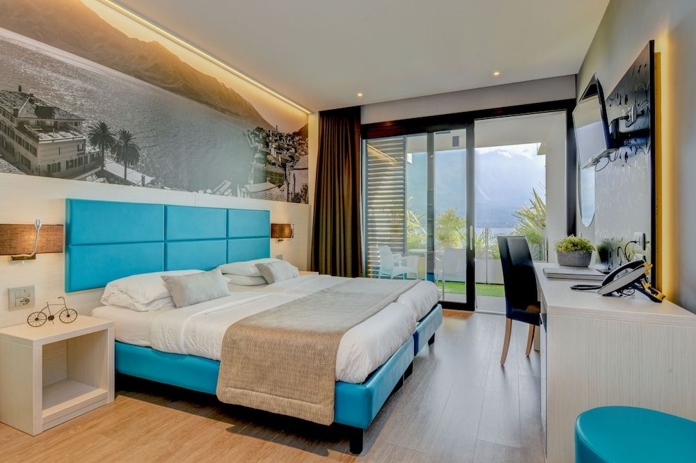Standard Twin Room, Balcony, Lake View