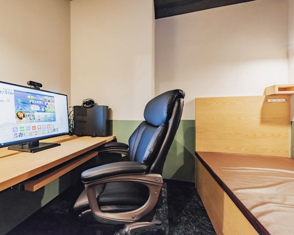 Superior Cabin, Shared Bathroom