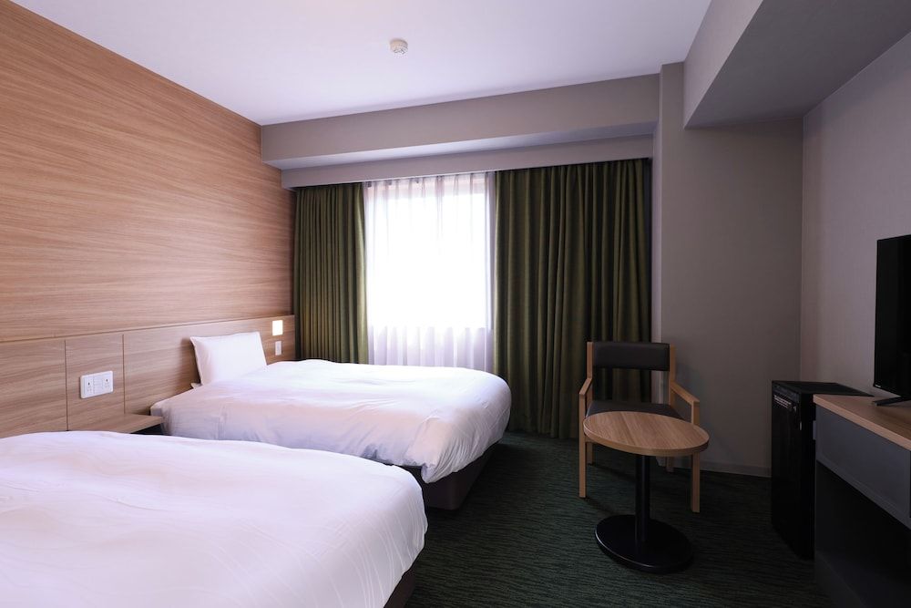 Basic Twin Room, Non Smoking