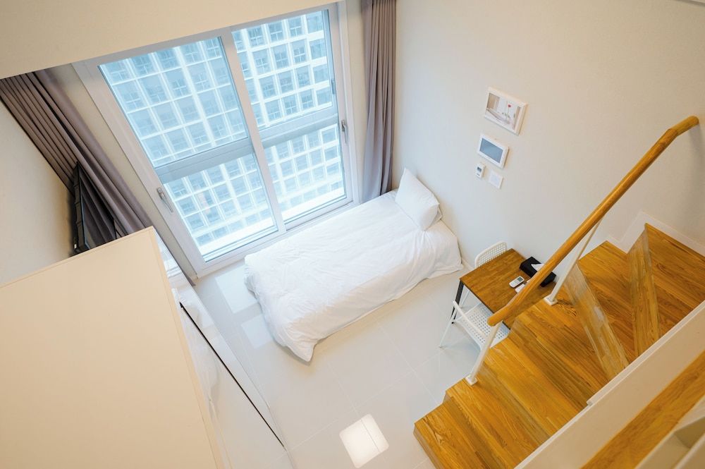 Blue Ocean Hotel 3 City Triple - City View / 3Pax / 3 Single Mattresses 7