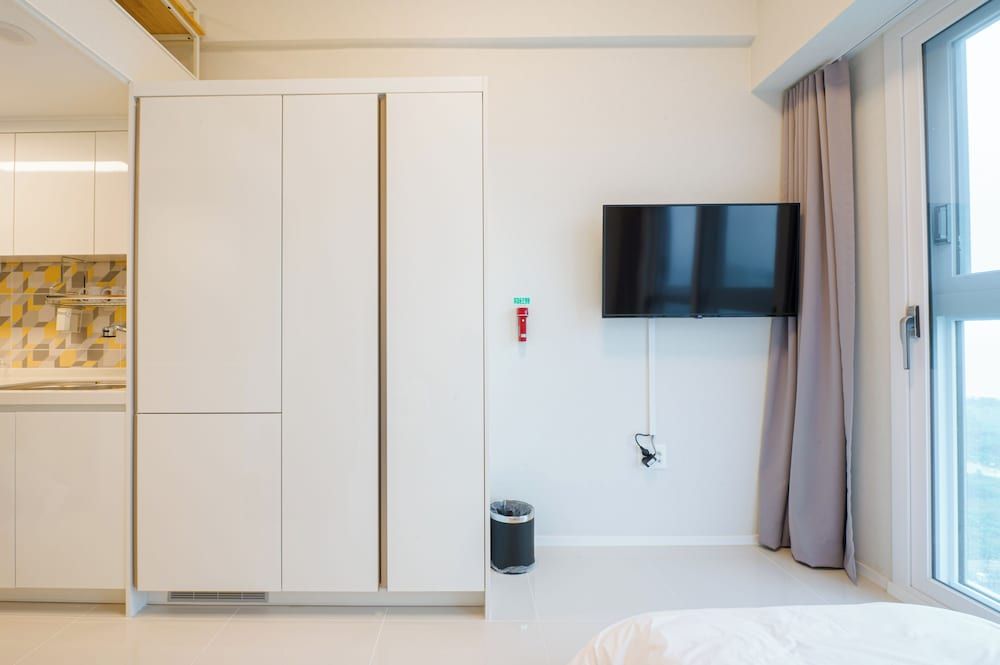 Blue Ocean Hotel 3 City Triple - City View / 3Pax / 3 Single Mattresses 8