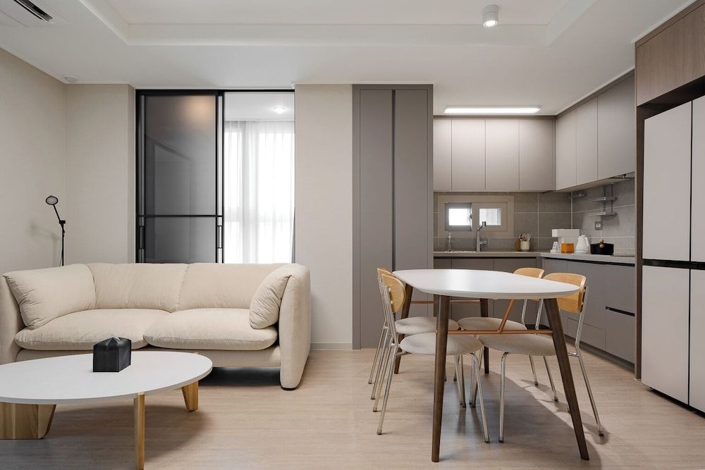 Urbanstay Incheon Chinatown Family Three Room 14