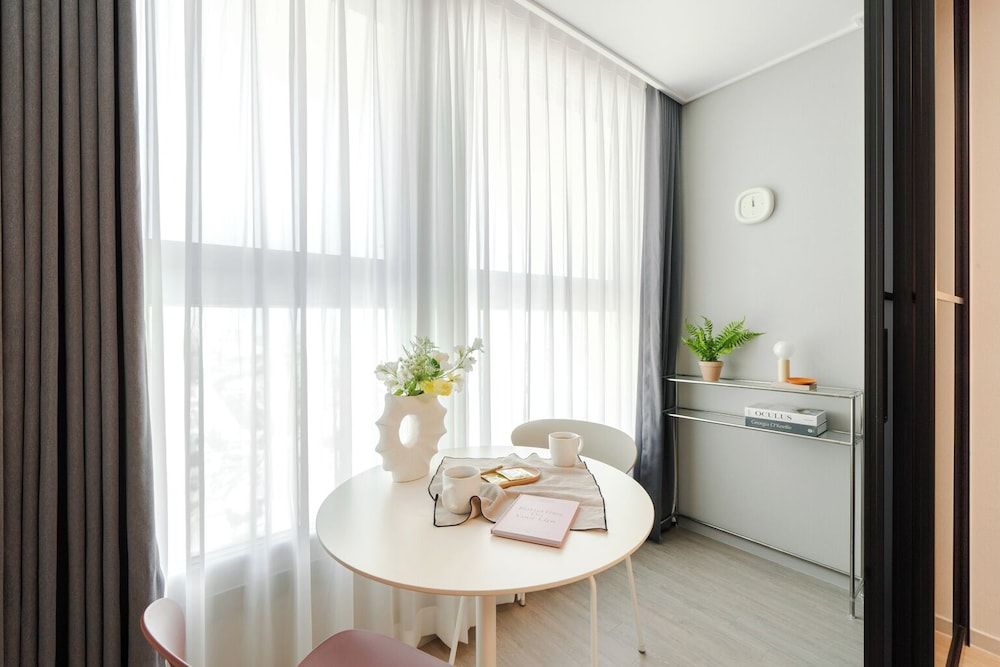 Urbanstay Incheon Chinatown Studio Harbor Ocean 10