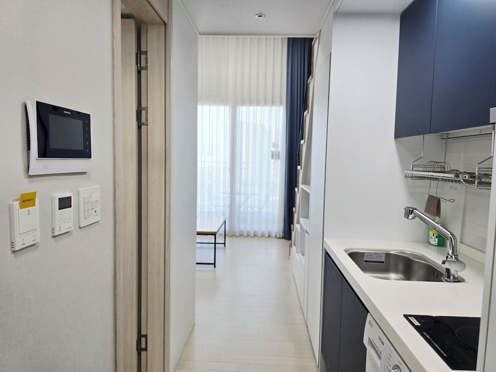 Parkview Terrace Hotel Superior Double Room, Lake View 7