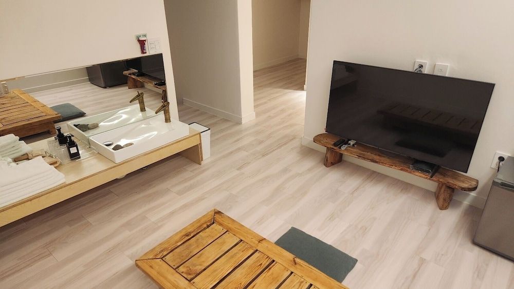 world house Double Room 9