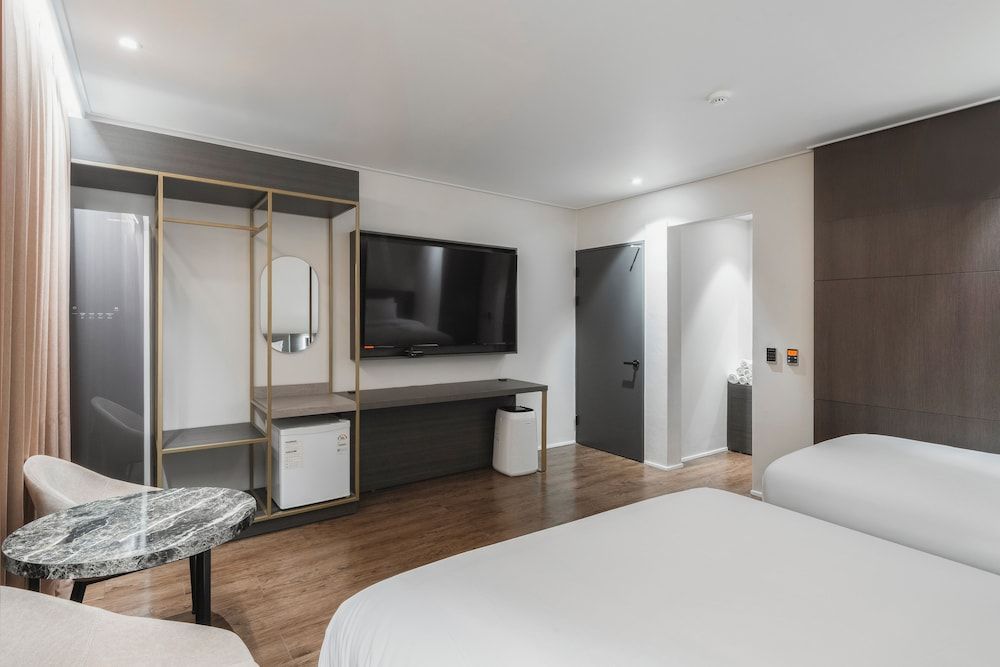 Cloudin Hotel Mokpo Peace Square branch Family Penthouse (Advance hotel contact required) 5