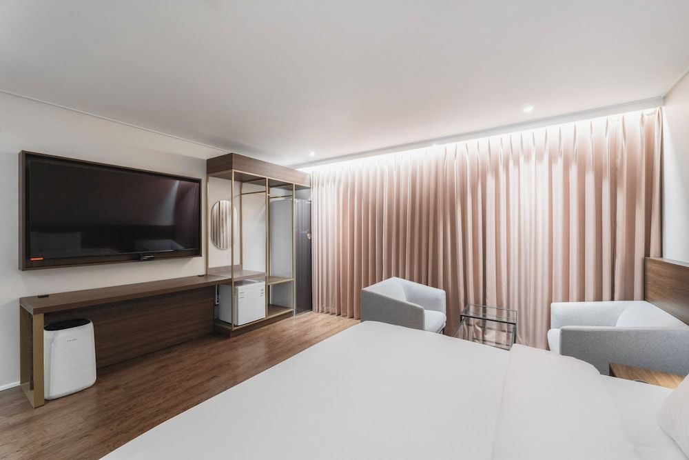 Cloudin Hotel Mokpo Peace Square branch Premium Double Room 8