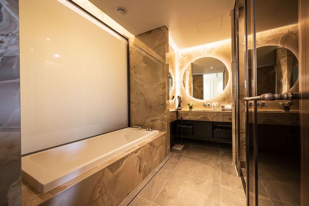 The Siena Resort [All inclusive PKG] Vista Suite (Breakfast and Dinner for 2) 4