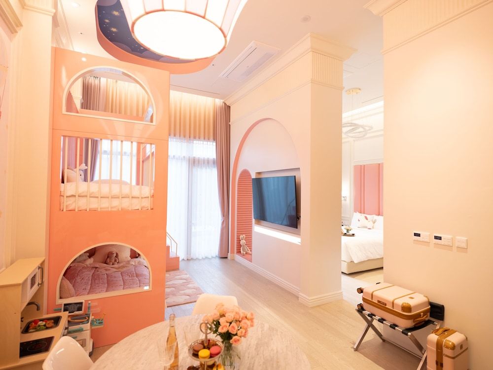 The Siena Resort Kids Suite 7