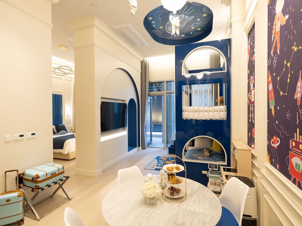 The Siena Resort Kids Suite 8