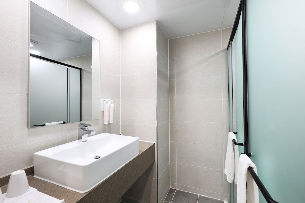 Mokpo Ocean Hotel Premium Triple Room, Ocean View 2