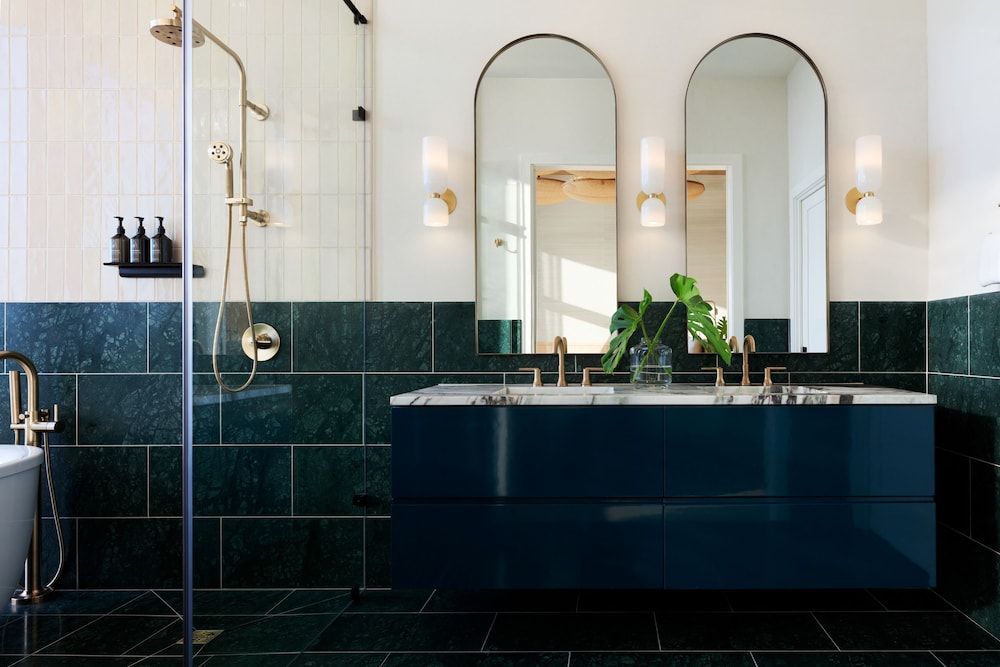 Hotel Indigo Grand Cayman by IHG Presidential Suite, 1 King Bed 3