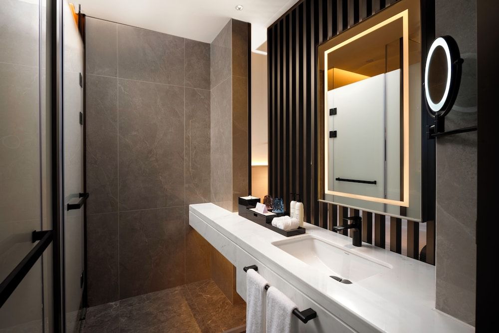 Latsavong Wanda Vista Vientiane Deluxe Twin Room 5